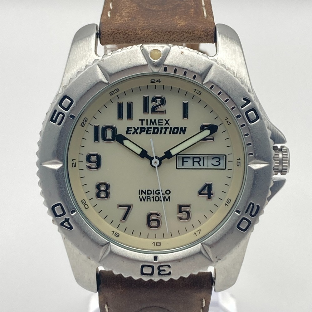 Timex Expedition Men's Watch 39mm Silver Tone Day Date Indiglo New Battery 9"